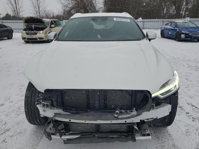 2018 VOLVO XC60 T6 R- YV4A22RM0J1003828