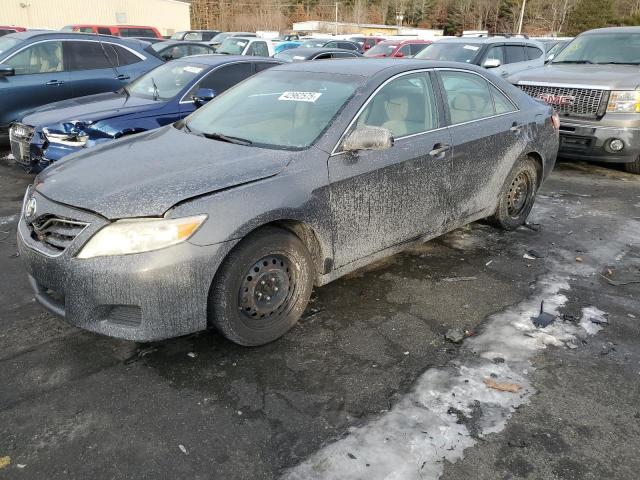 TOYOTA CAMRY BASE