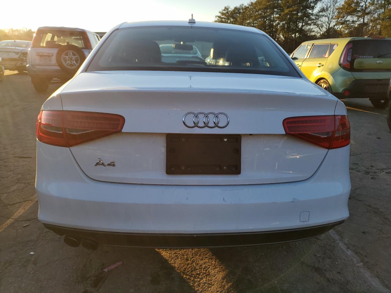 AUDI A4 PREMIUM