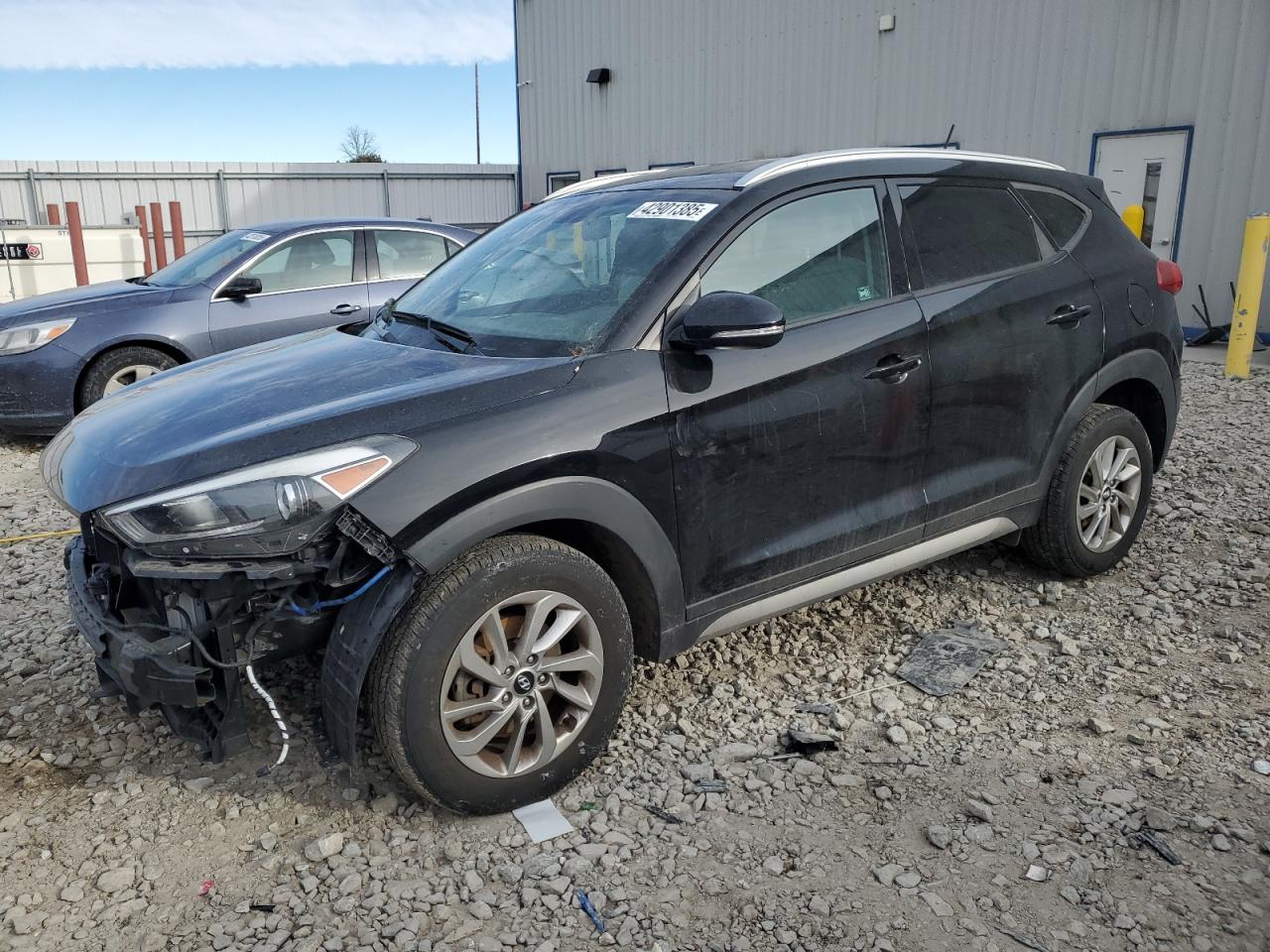  Salvage Hyundai TUCSON