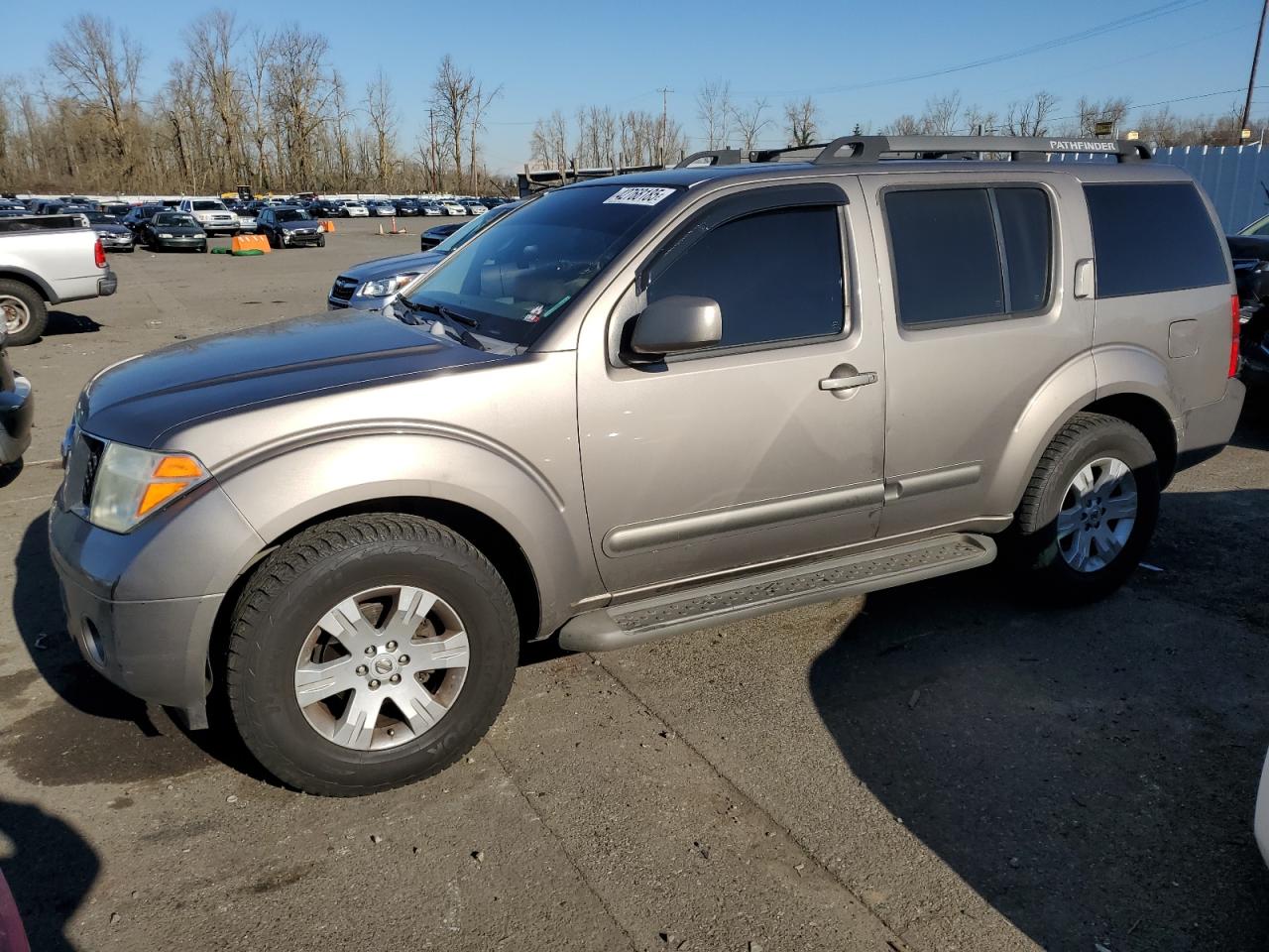  Salvage Nissan Pathfinder