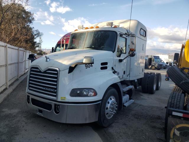 MACK 600 CXU600 2016 white  diesel 1M1AW22Y7GM012019 photo #3