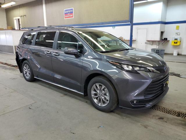 2025 TOYOTA SIENNA XLE - 5TDJSKFC0SS162464