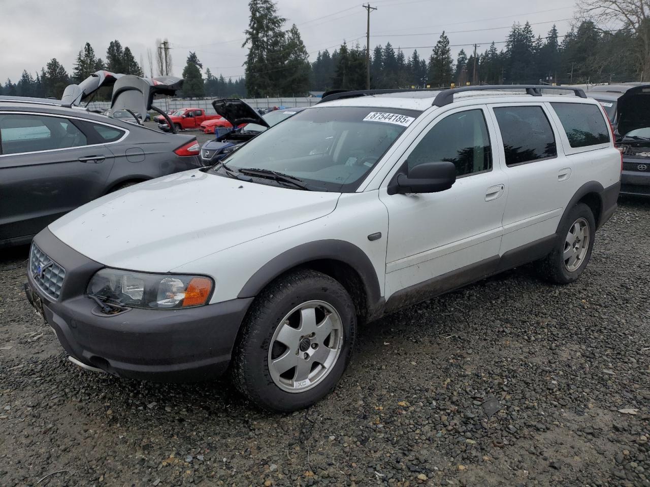 Lot #3050549120 2004 VOLVO XC70