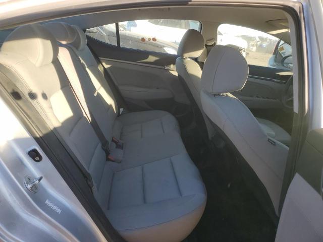 2018 HYUNDAI ELANTRA SE KMHD84LFXJU455509