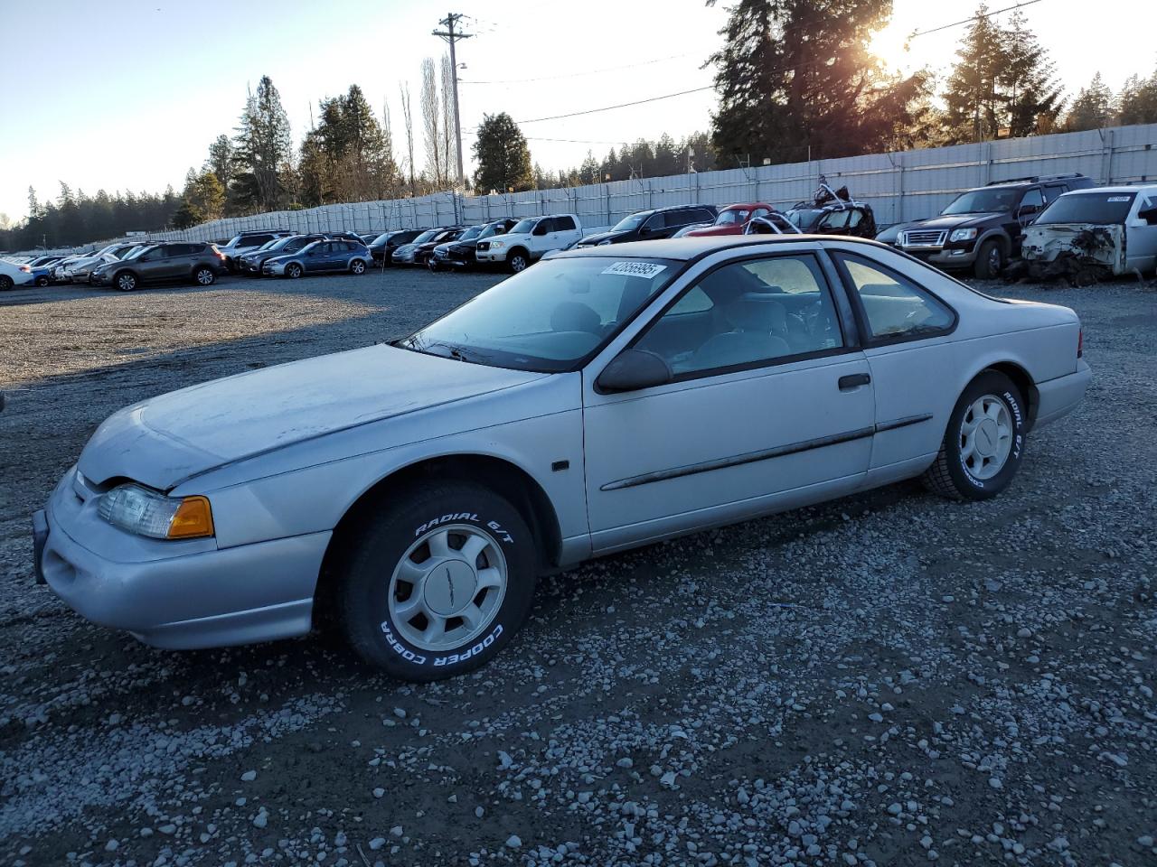  Salvage Ford Thunderbird