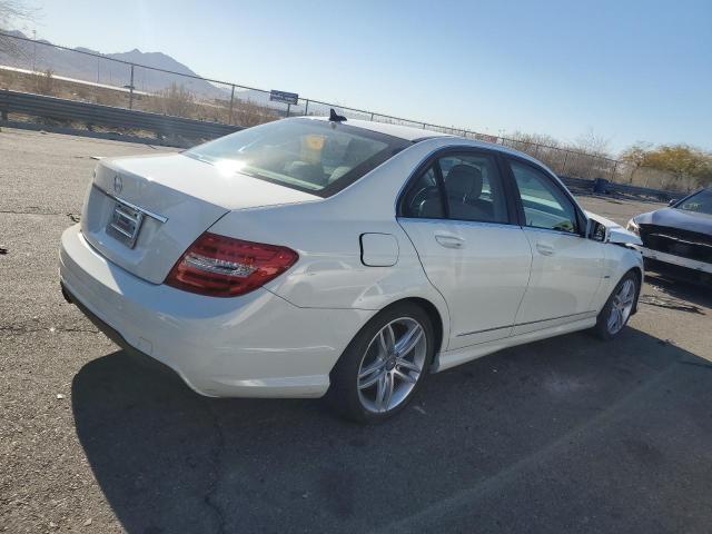 MERCEDES-BENZ C 250 2012 white sedan 4d gas WDDGF4HB1CA720258 photo #4