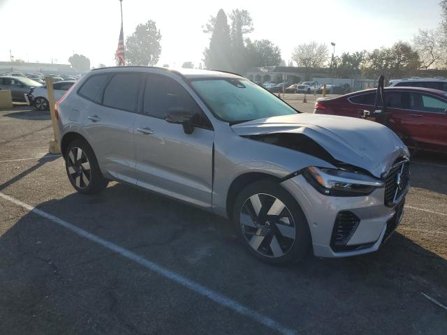 2024 VOLVO XC60 PLUS YV4H60DL2R1923011