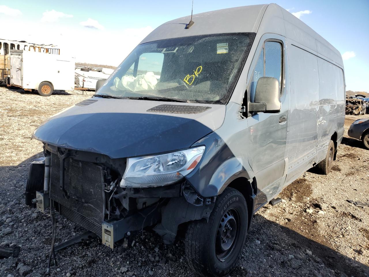  Salvage Mercedes-Benz Sprinter