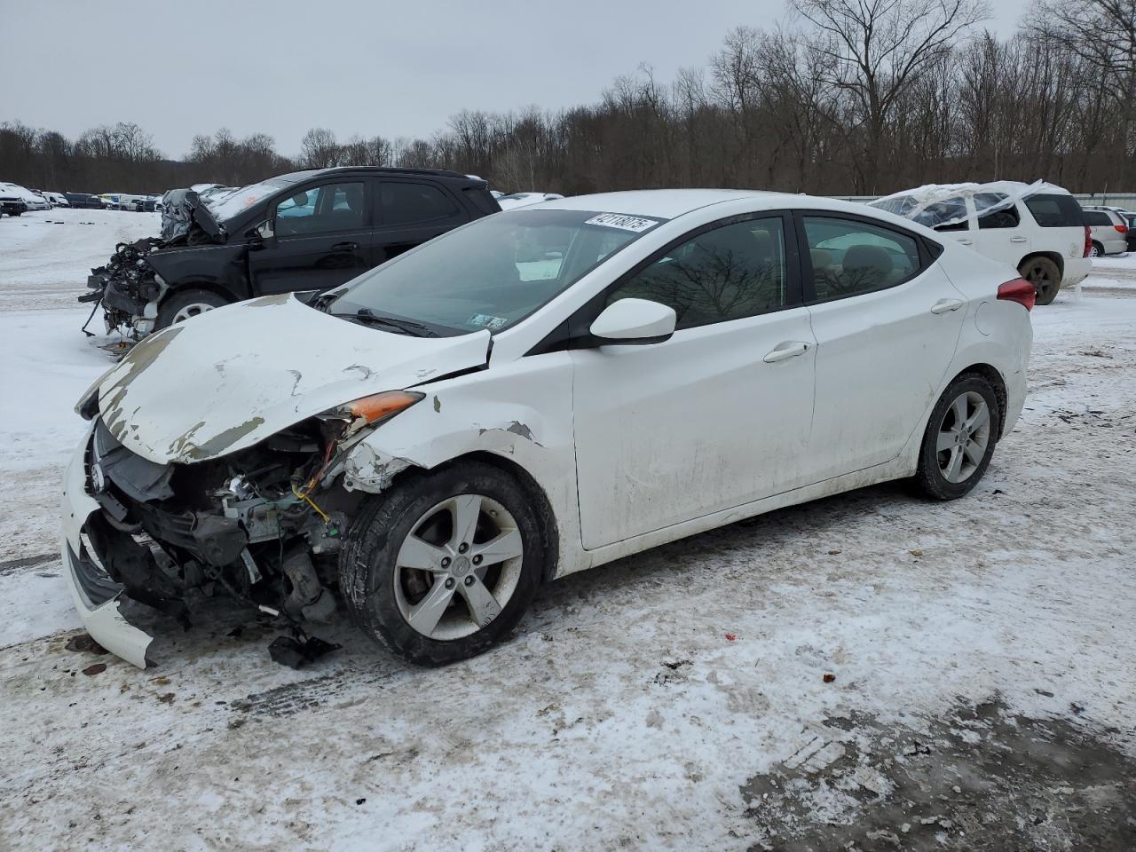  Salvage Hyundai ELANTRA