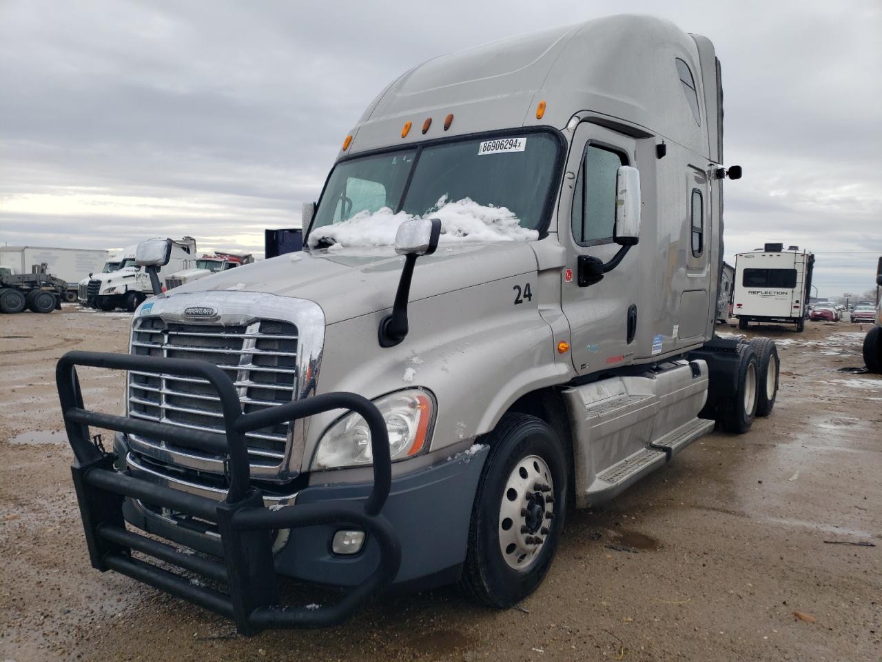 Lot #3045619655 2016 FREIGHTLINER CASCADIA 1