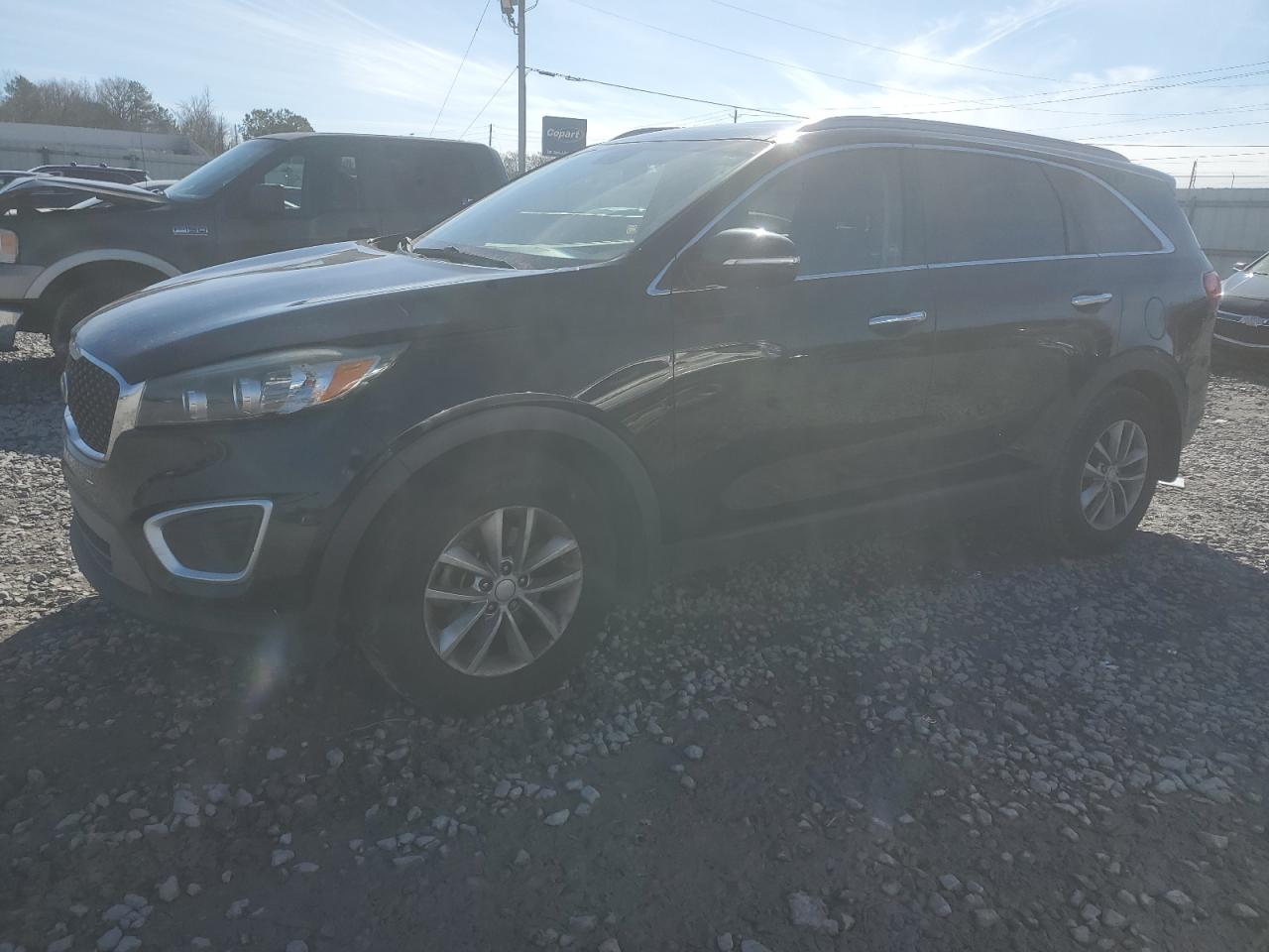  Salvage Kia Sorento