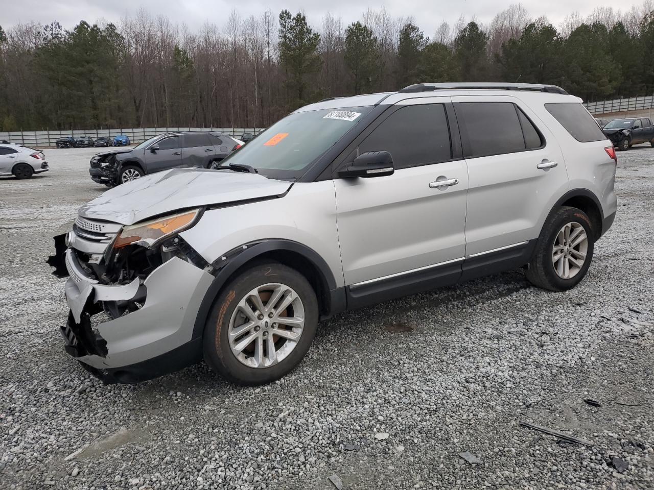  Salvage Ford Explorer