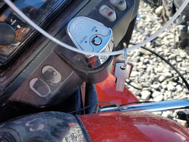 2010 HARLEY-DAVIDSON FLHX - 1HD1KB41XAB602566