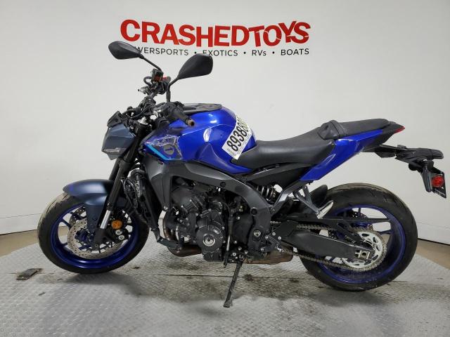 YAMAHA MT09 2024 blue  gas JYARN94EXRA000593 photo #4