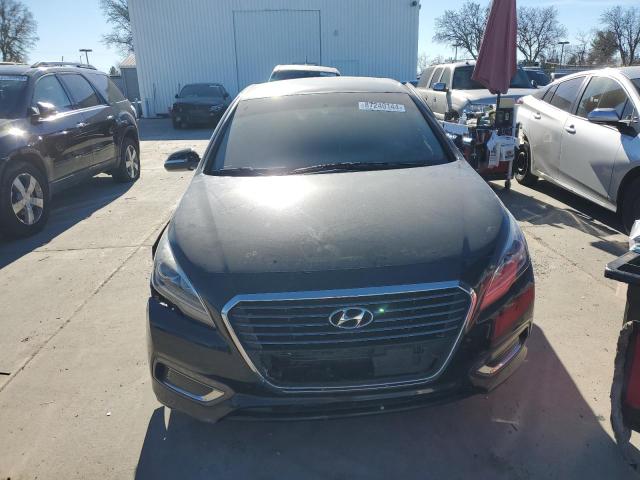 2017 HYUNDAI SONATA PLU KMHE14L23HA065790