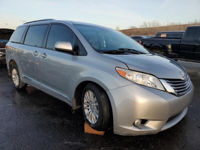 2015 TOYOTA SIENNA XLE - 5TDYK3DC8FS530418