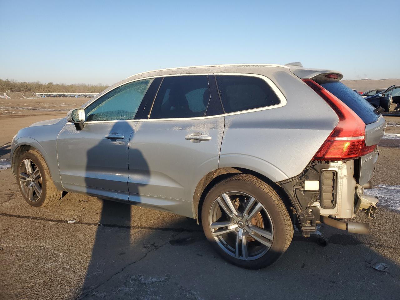 VOLVO XC60 T5 MOMENTUM