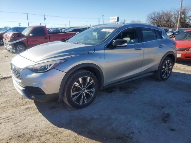 INFINITI QX30 BASE