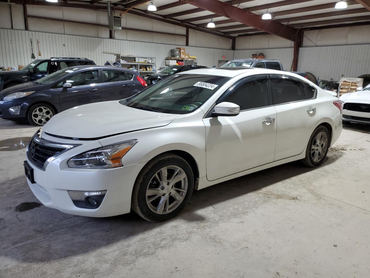  Salvage Nissan Altima