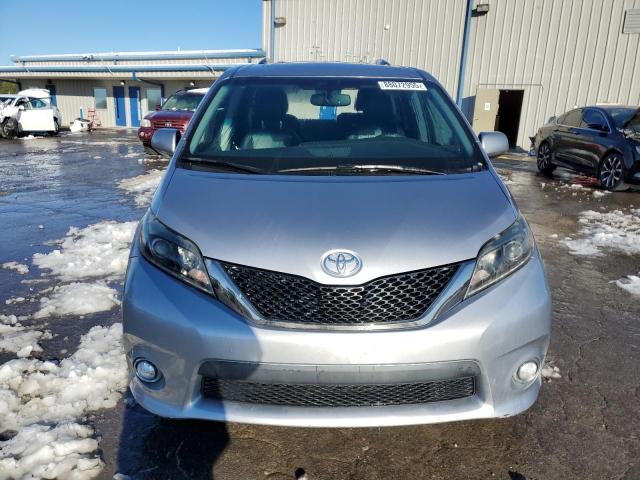 2017 TOYOTA SIENNA SE 5TDXZ3DC4HS797467