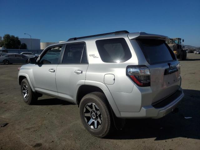 2024 TOYOTA 4RUNNER SR JTEPU5JR4R6264079