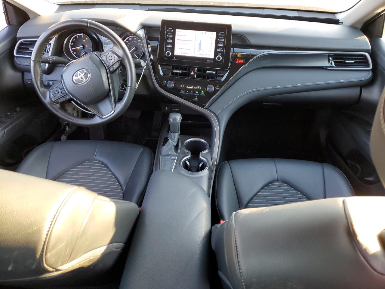 TOYOTA CAMRY SE NIGHT SHADE