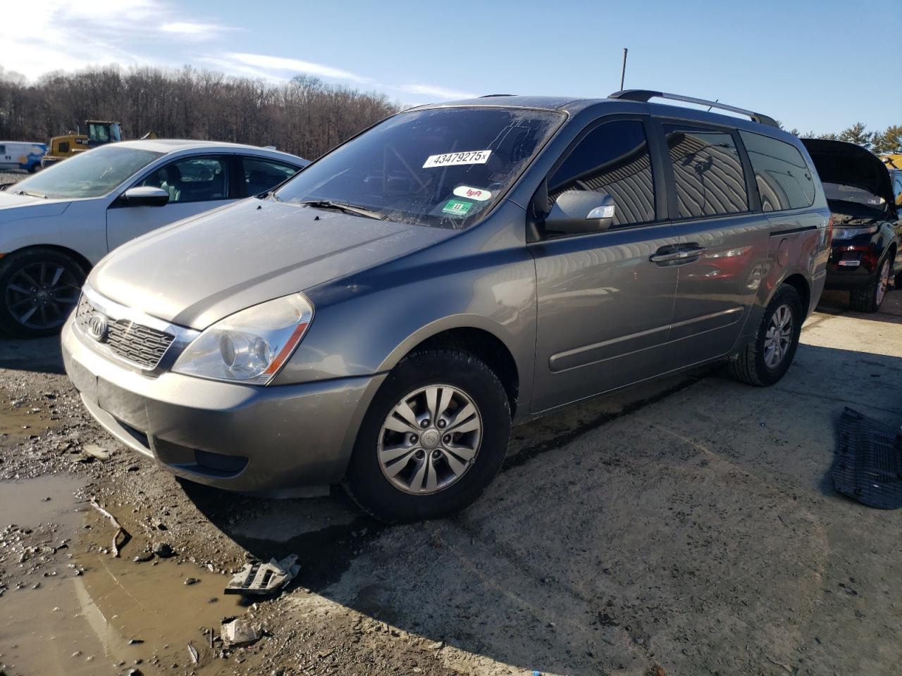  Salvage Kia Sedona