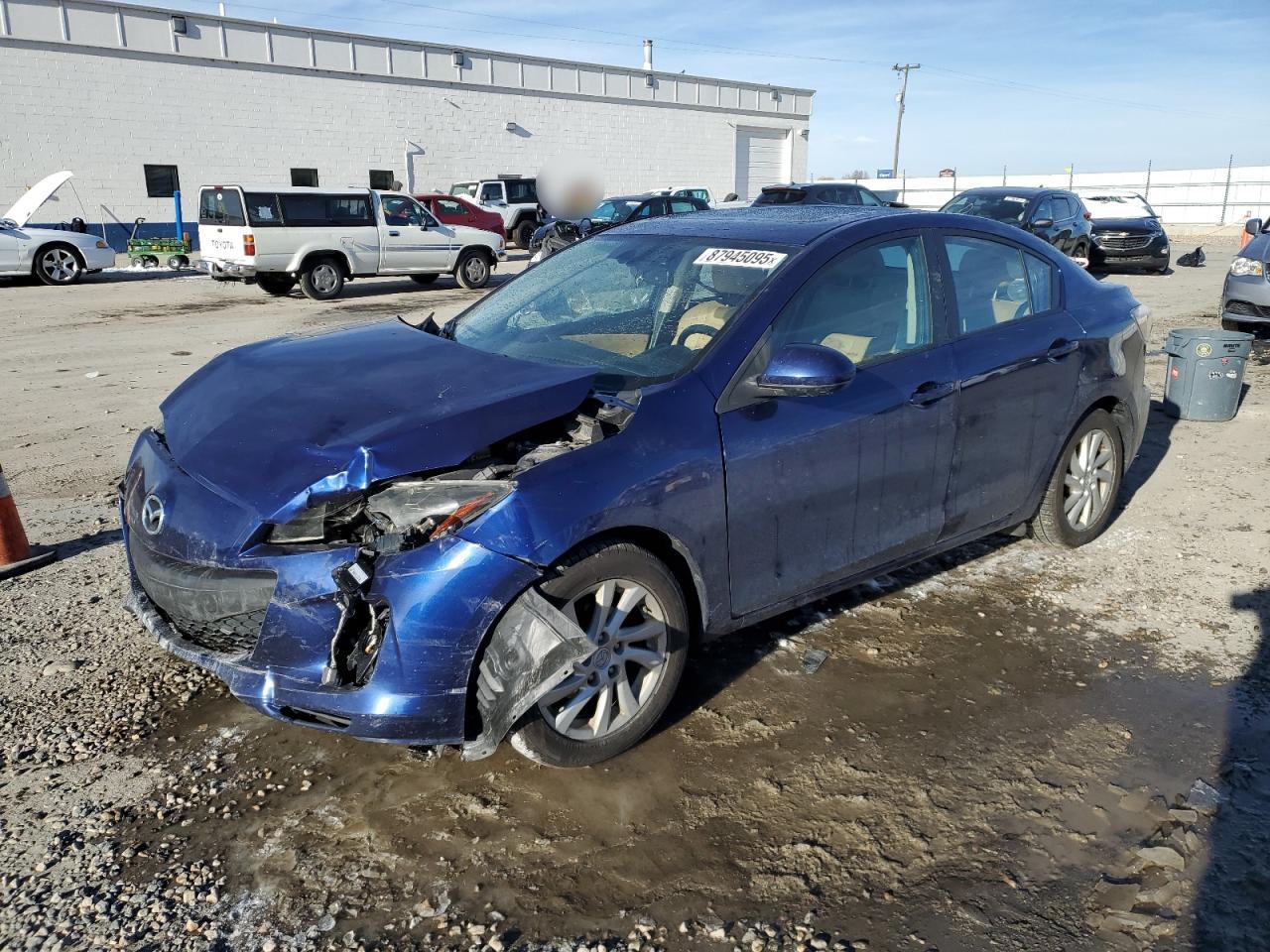  Salvage Mazda 3