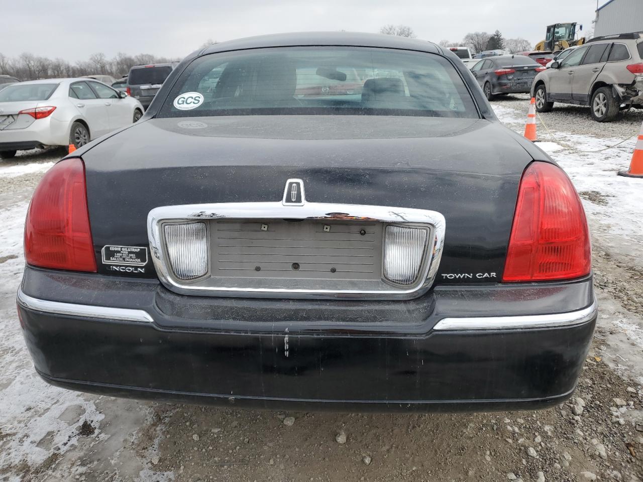 LINCOLN TOWN CAR SIGNATURE LIMITED