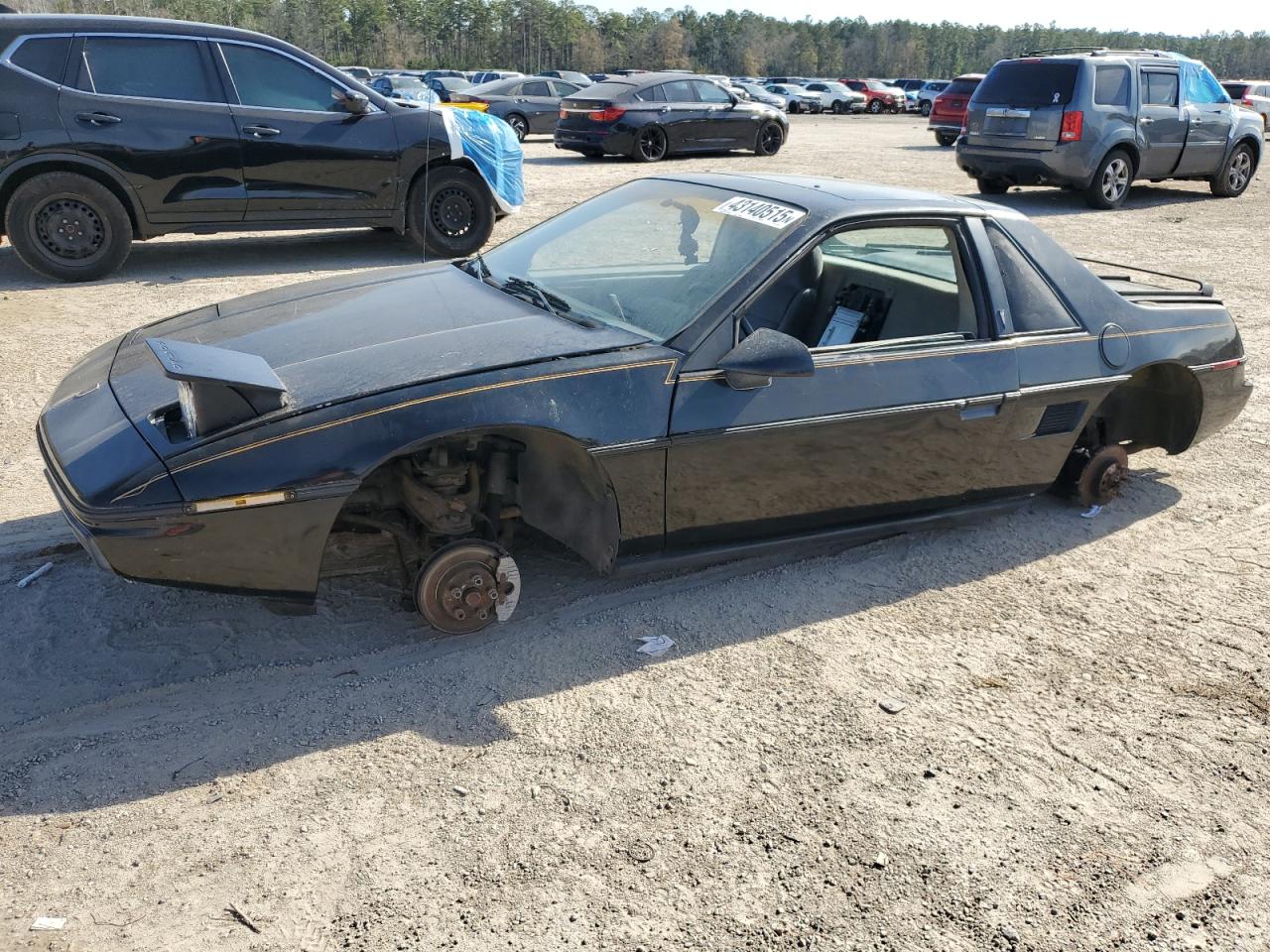  Salvage Pontiac Fiero