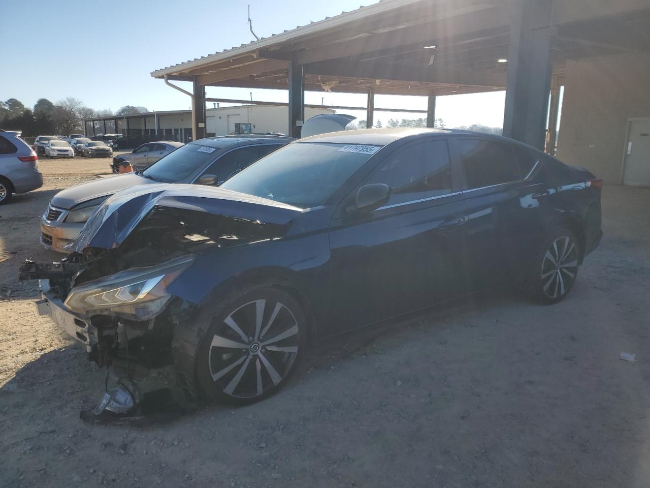  Salvage Nissan Altima