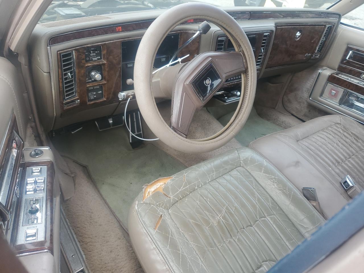 Lot #3055449175 1990 CADILLAC BROUGHAM