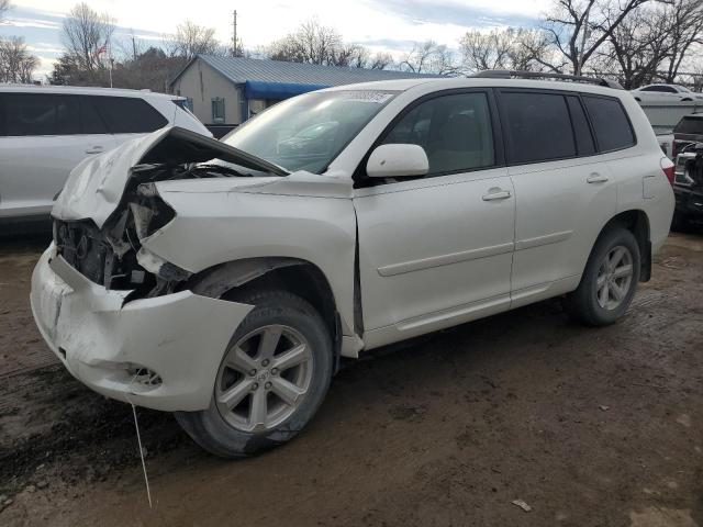 TOYOTA HIGHLANDER