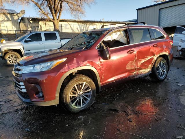 TOYOTA HIGHLANDER SE
