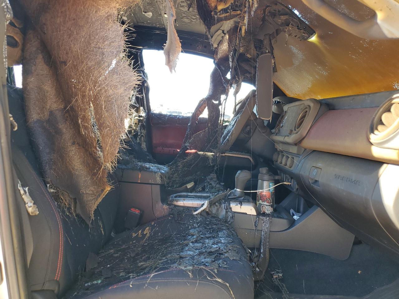 TOYOTA TACOMA DOUBLE CAB