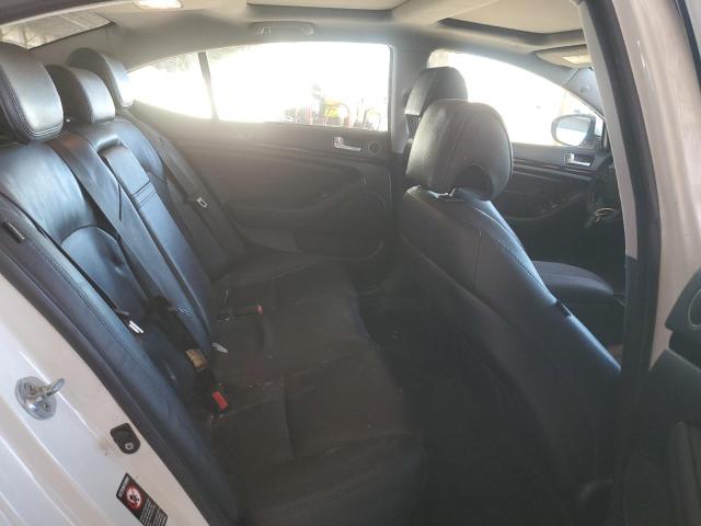 2016 KIA CADENZA LU KNALN4D76G5217785