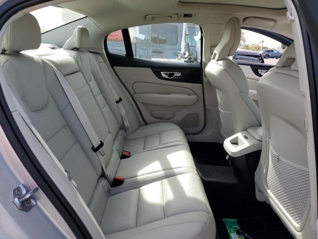2022 VOLVO S60 B5 MOM - 7JRL12TZ1NG162669