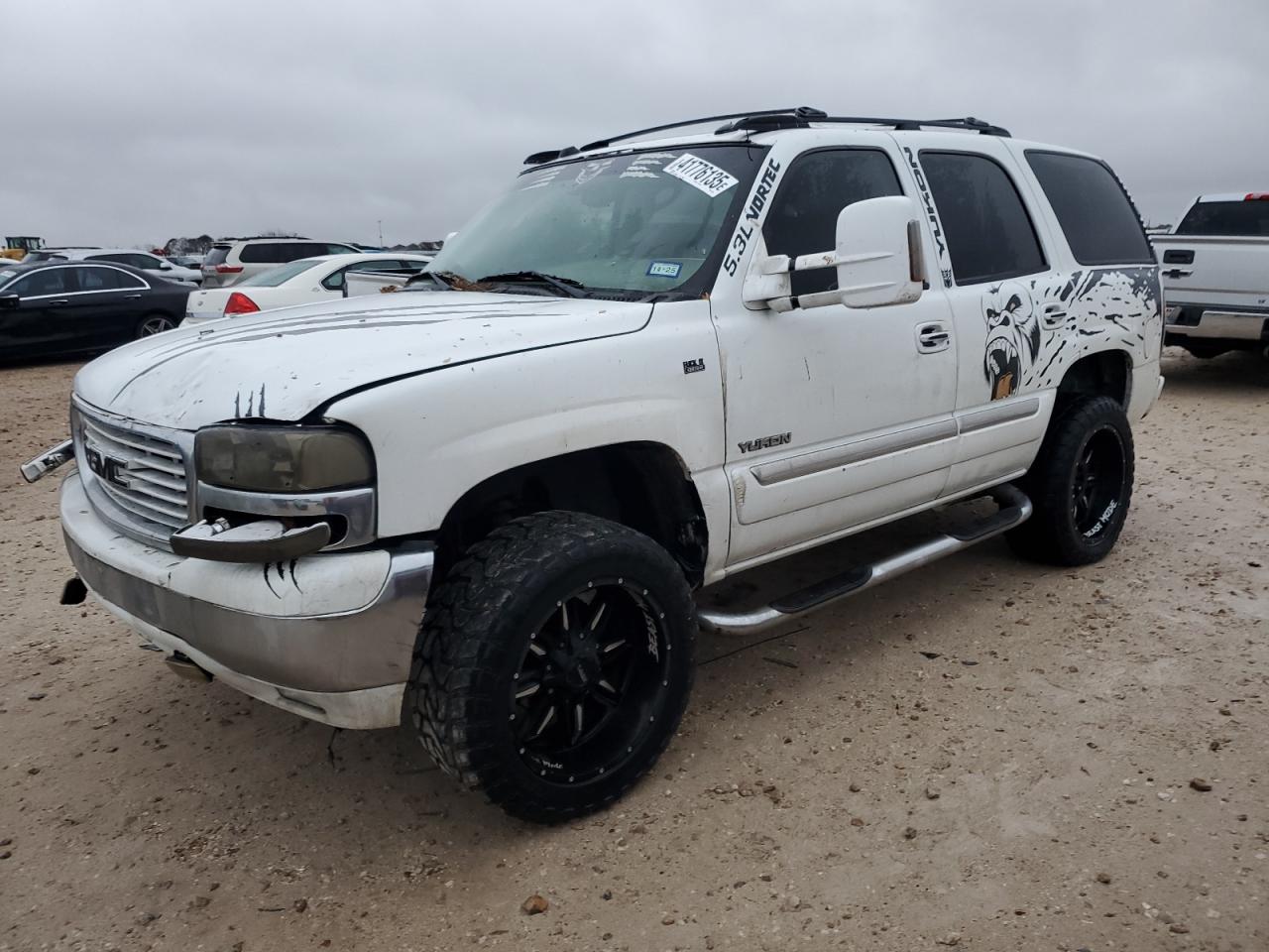  Salvage GMC Yukon