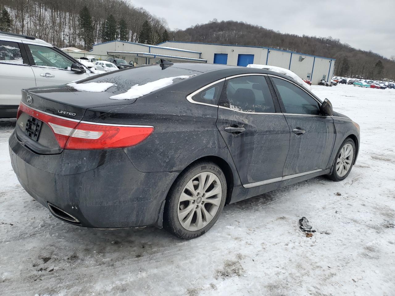 Lot #3049496659 2014 HYUNDAI AZERA GLS