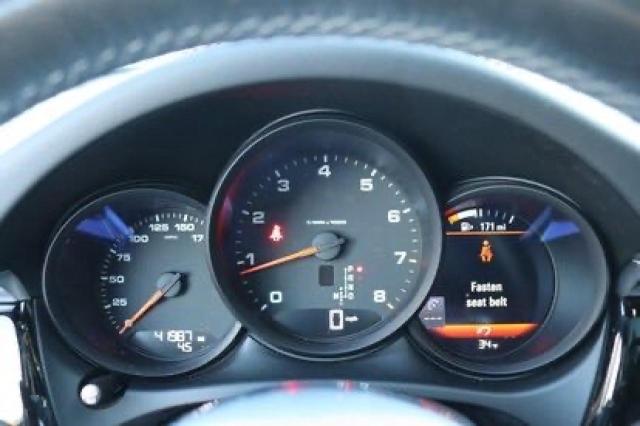 2021 PORSCHE MACAN WP1AA2A57MLB018XX
