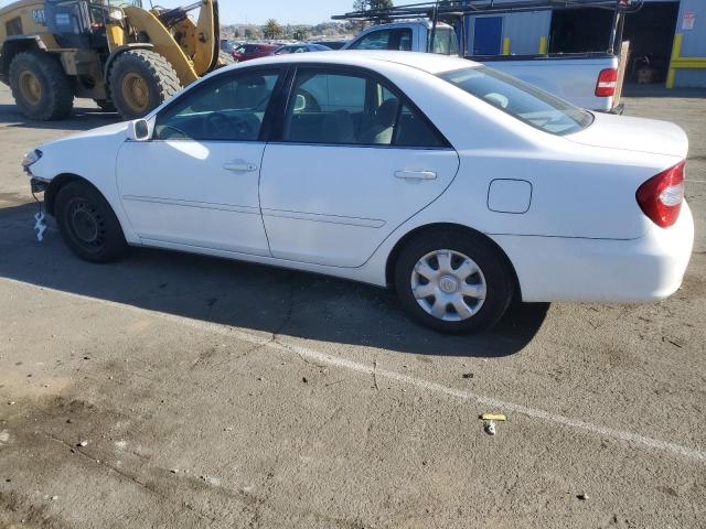 TOYOTA CAMRY LE 2003 white  gas JTDBE32K330231005 photo #3