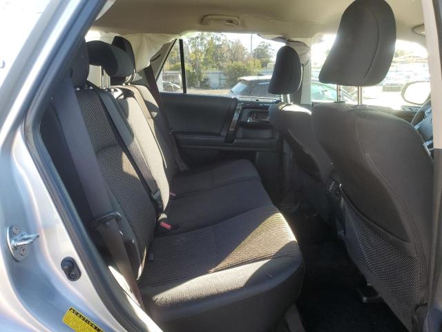 2024 TOYOTA 4RUNNER SR JTEPU5JR4R6264079