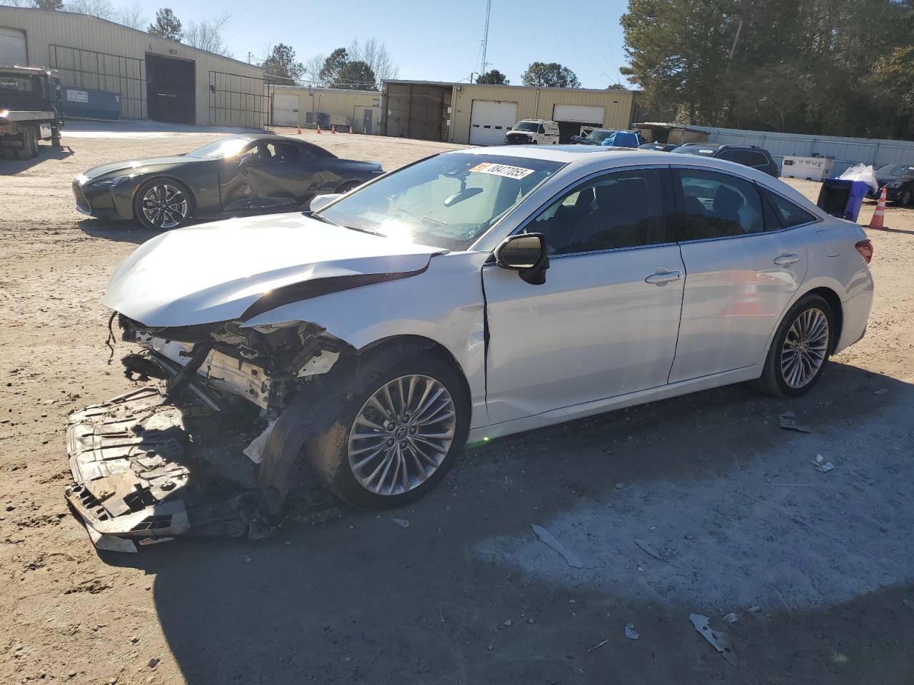  Salvage Toyota Avalon