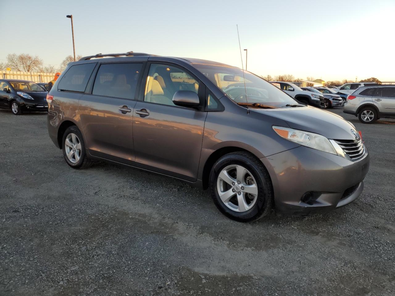 Lot #3051286653 2012 TOYOTA SIENNA LE