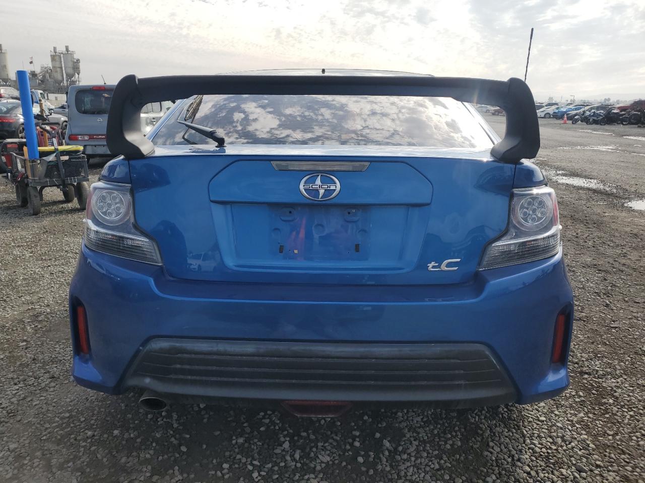 Lot #3051731113 2016 TOYOTA SCION TC