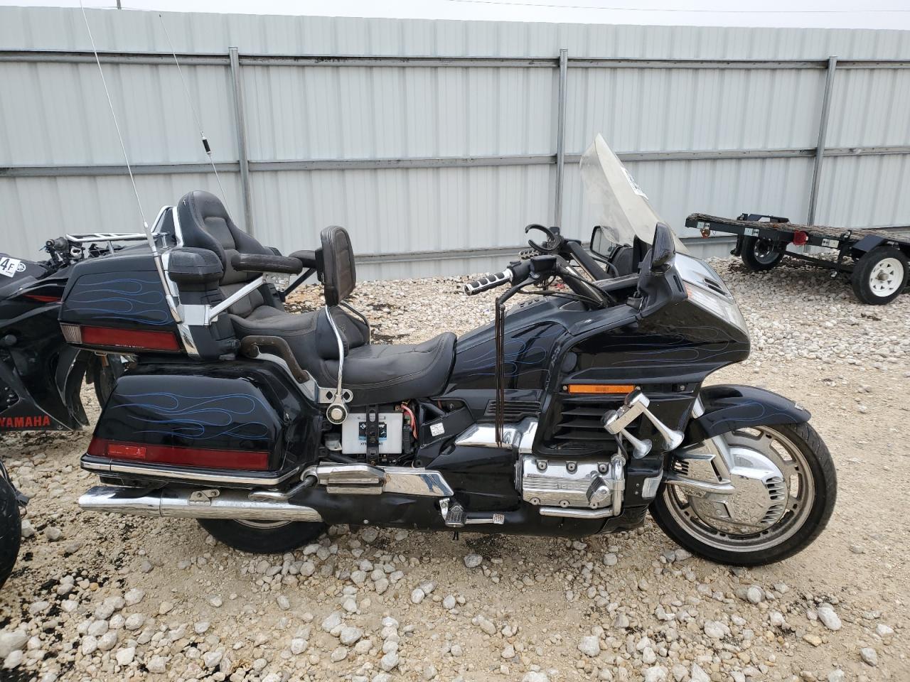  Salvage Honda Gl Cycle