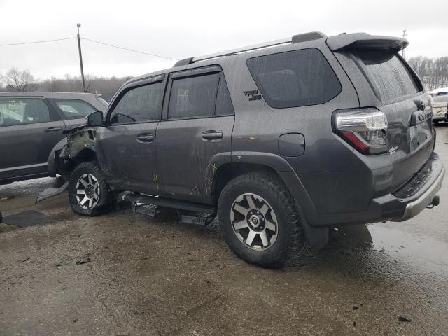 2018 TOYOTA 4RUNNER SR - JTEBU5JR9J5598533