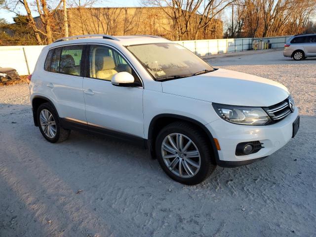 2016 VOLKSWAGEN TIGUAN S - WVGBV7AX3GW552707