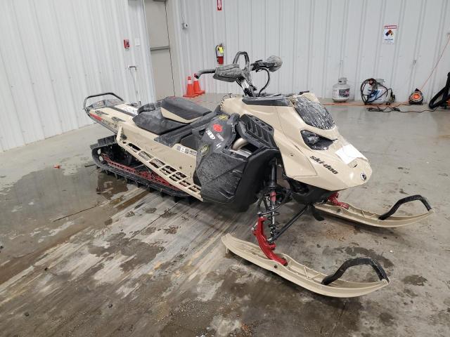 SKI DOO SUMMIT X 2024 tan   2BPSTNRM8RV000020 photo #1